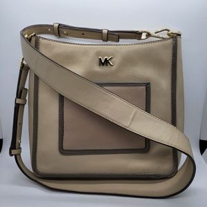 Michael Kors Gloria Messenger crossbody bag
